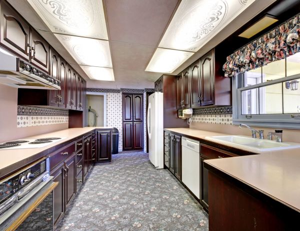 Kitchen Carpet Installation in Laguna Niguel